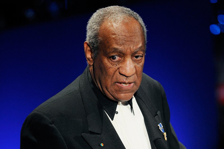 Drogar a una persona para tener sexo es una violación: Obama a Cosby