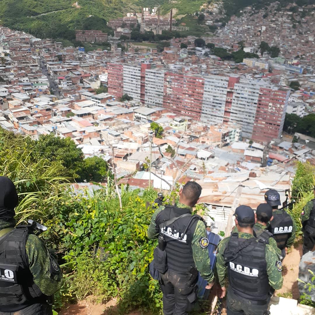 Operativo militar en barrio de Caracas, Venezuela, deja 26 personas muertas