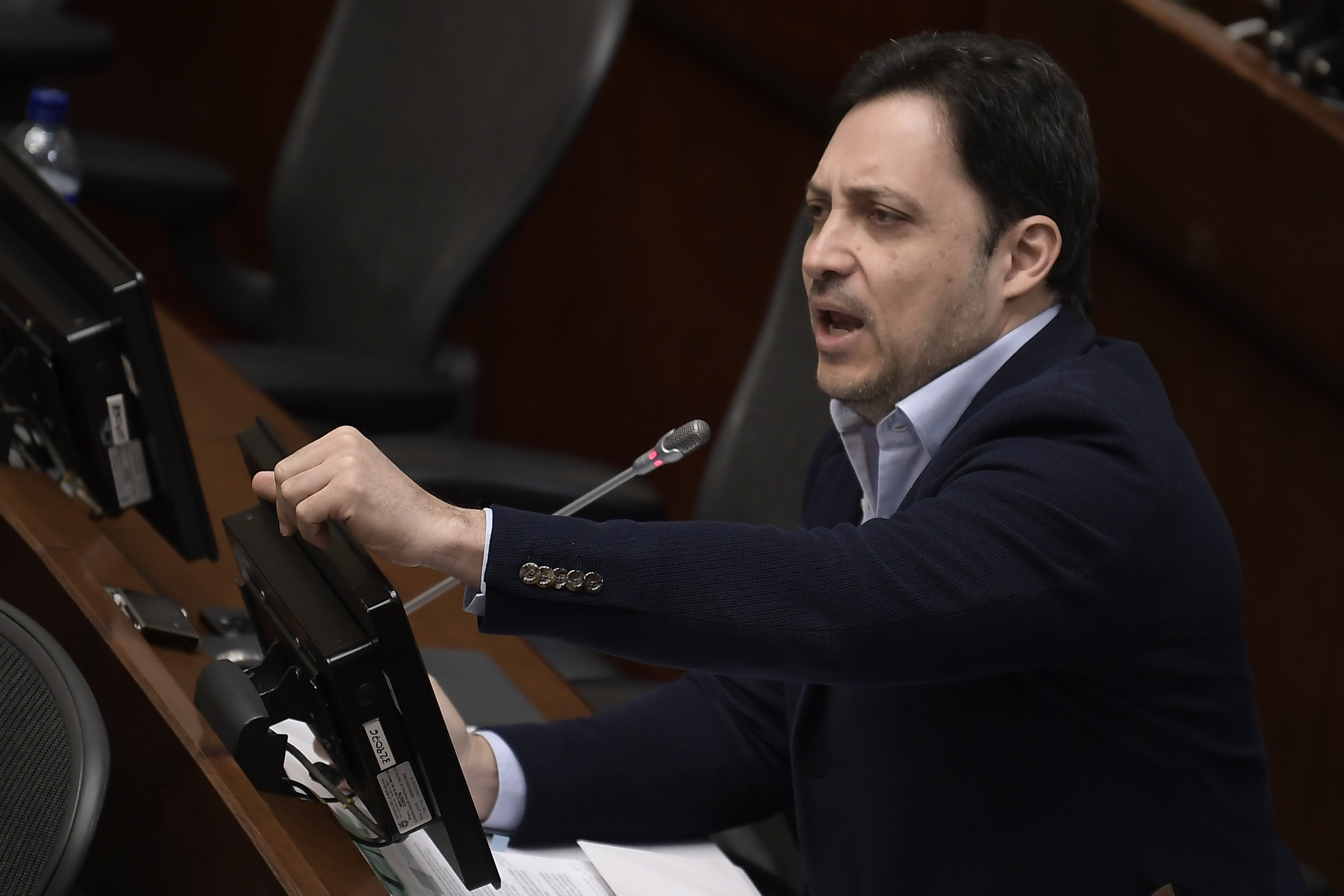 Congresistas rechazaron nueva condición del ELN para extender el cese al fuego