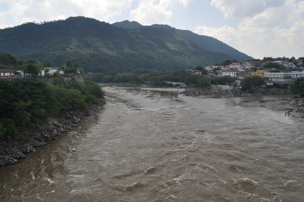 La emergencia que se vive en Magüí Payán: más de 3.000 campesinos se desplazaron