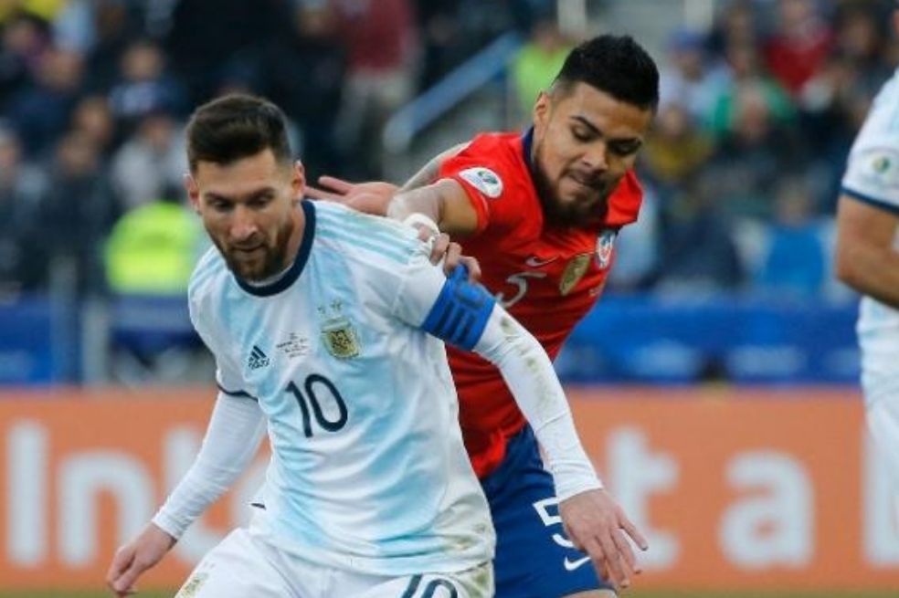 La Argentina de Messi recibe a un Chile sin Vidal en las Eliminatorias