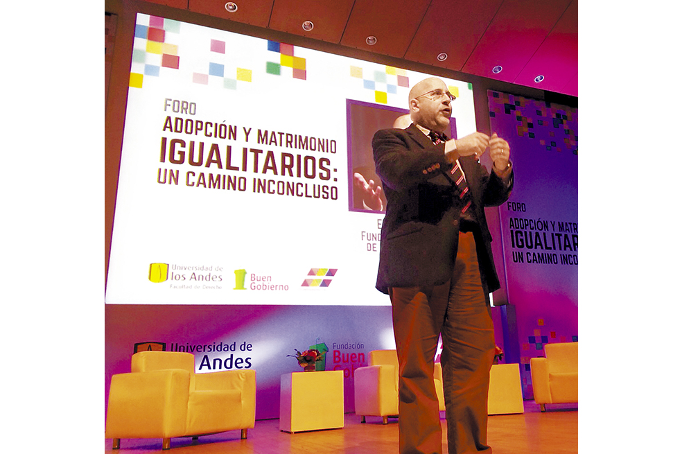 Evan Wolfson durante el conversatorio sobre adopción y matrimonio igualitario, celebrado en Bogotá. / Colombia Diversa