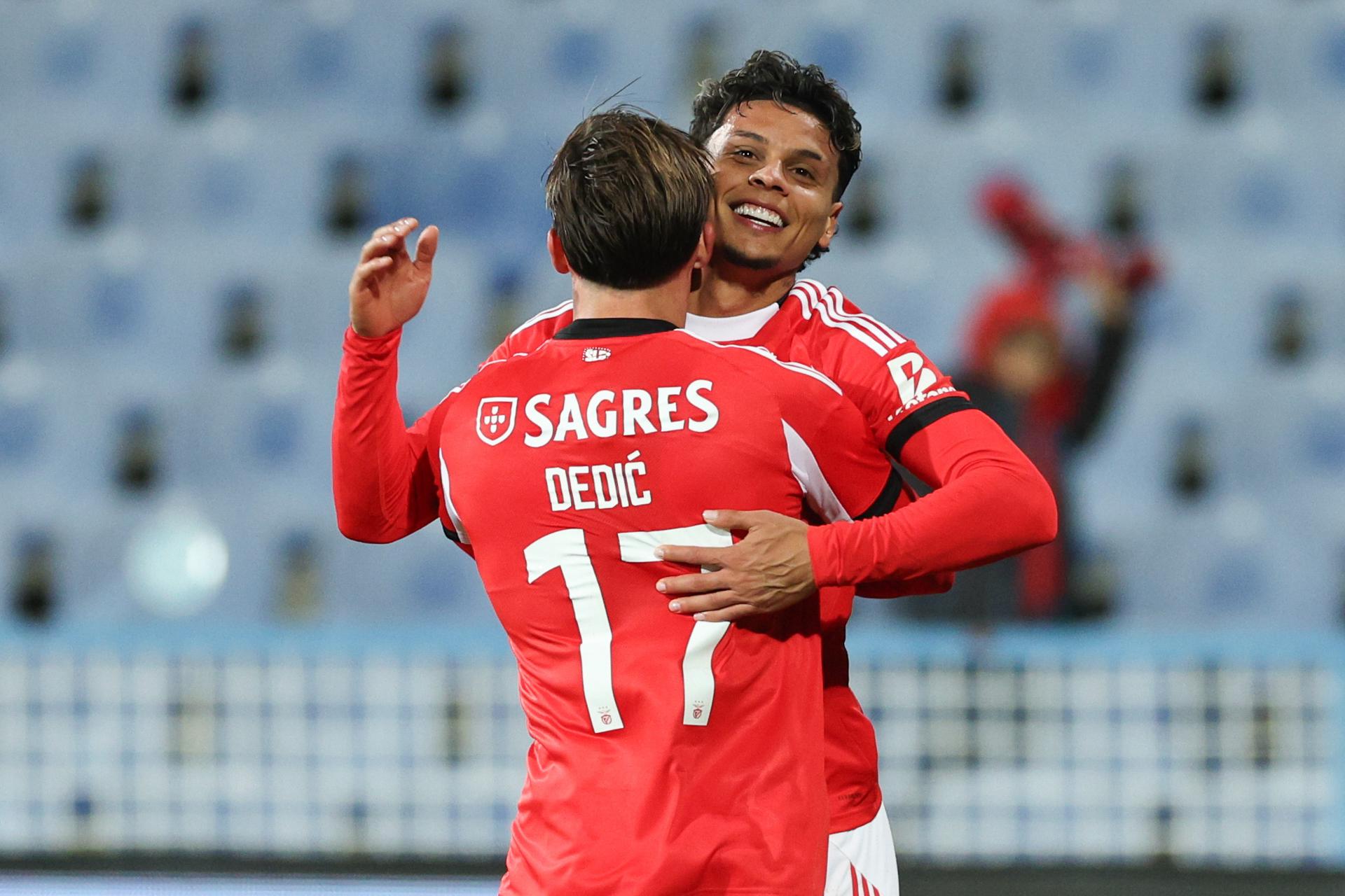 Richard Ríos sigue imparable y ahora marcó un golazo en la Copa de Portugal: video