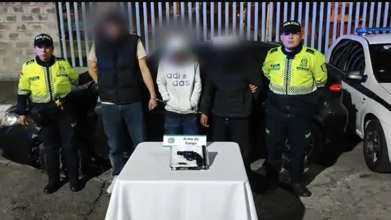 Cae banda que robaba carros con clonador de controles en Tunjuelito