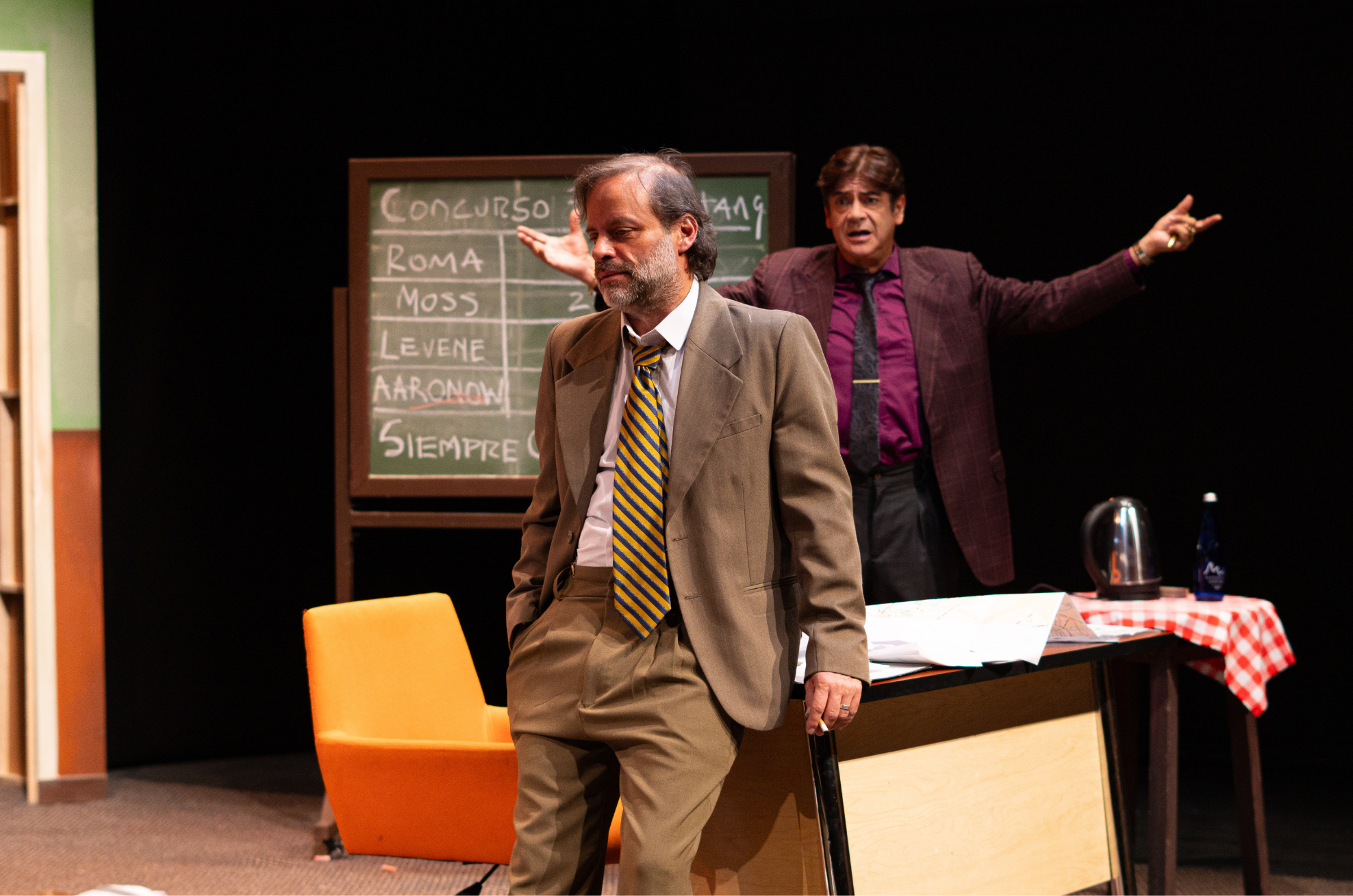 “Glengarry Glen Ross” en teatro: De Al Pacino a Víctor Hugo Cabrera