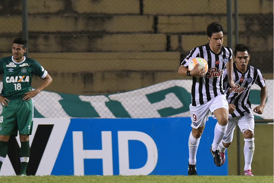 Libertad y Chapecoense igualan 1-1 en ida de octavos de Sudamericana