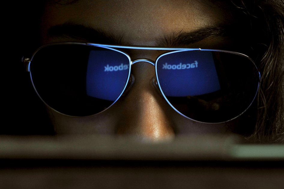 Facebook actúa como una burbuja ideológica para sus usuarios
