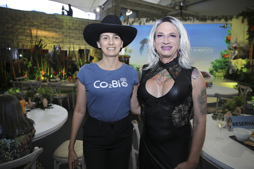 María Fernanda Wilches y Brigitte Baptiste.