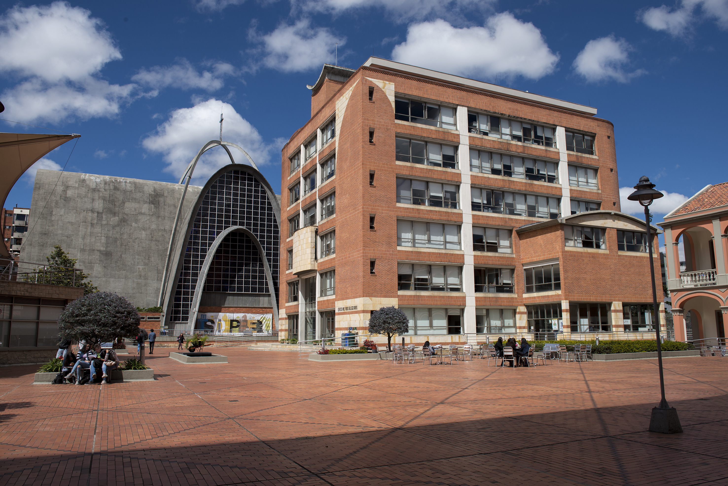 Unidades de servicio Unisalle: la academia en función de una mejor sociedad