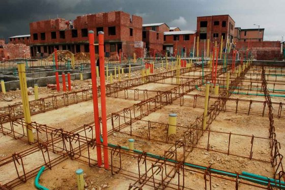 Rechazan construcción de casas para desplazados en sectores exclusivos de Bogotá