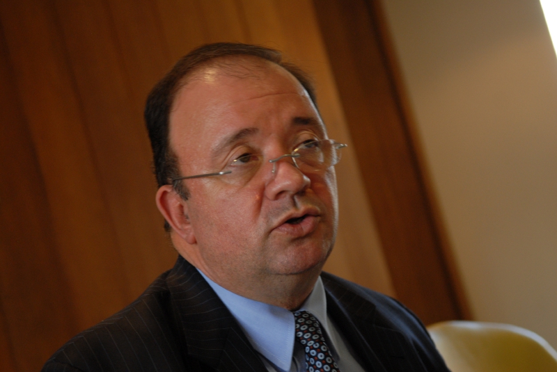Luis Carlos Villegas