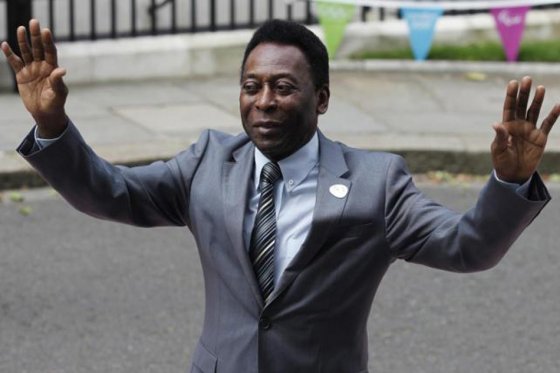 Nietos de Pelé demandarán al exfutbolista por abandono