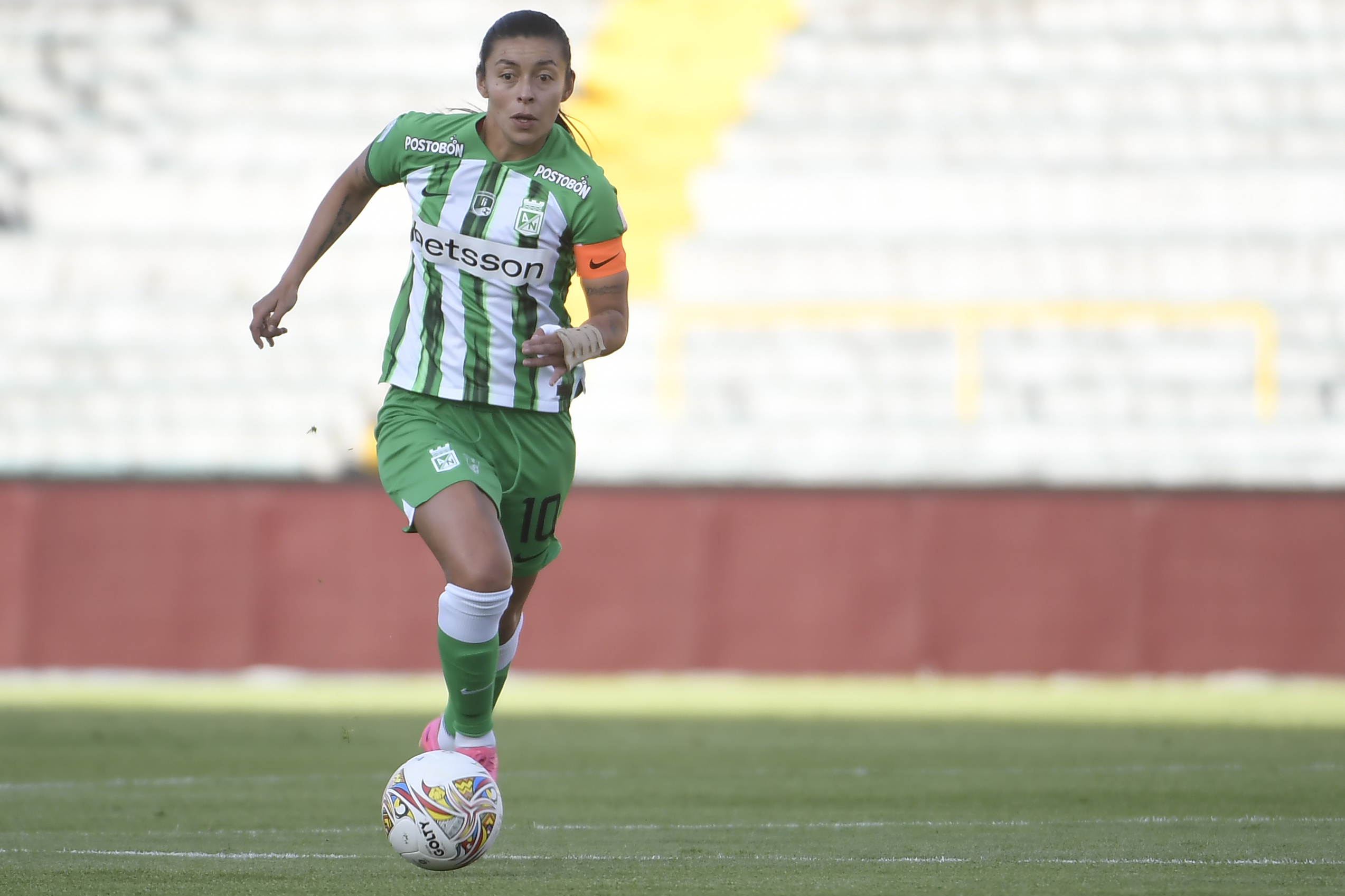 Yoreli Rincón cambia de aires: continuará su carrera en un grande del fútbol brasilero