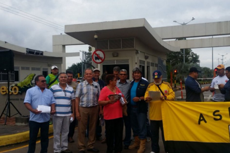Trabajadores adelantan jornada de protesta en refinería de Barrancabermeja