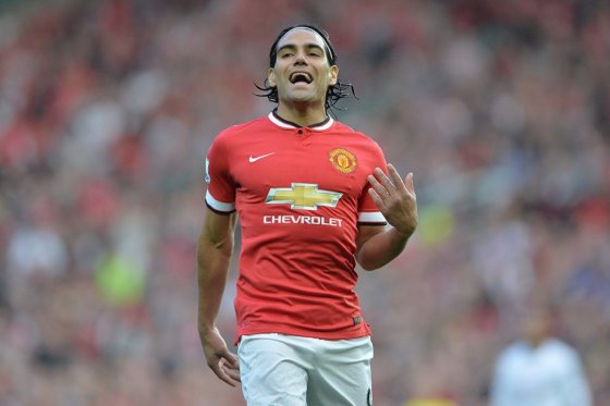 Manchester United, con dudas para renovar a Falcao