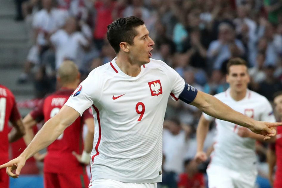 Lewandowski convirtió en el segundo gol más rápido en la historia de la Euro