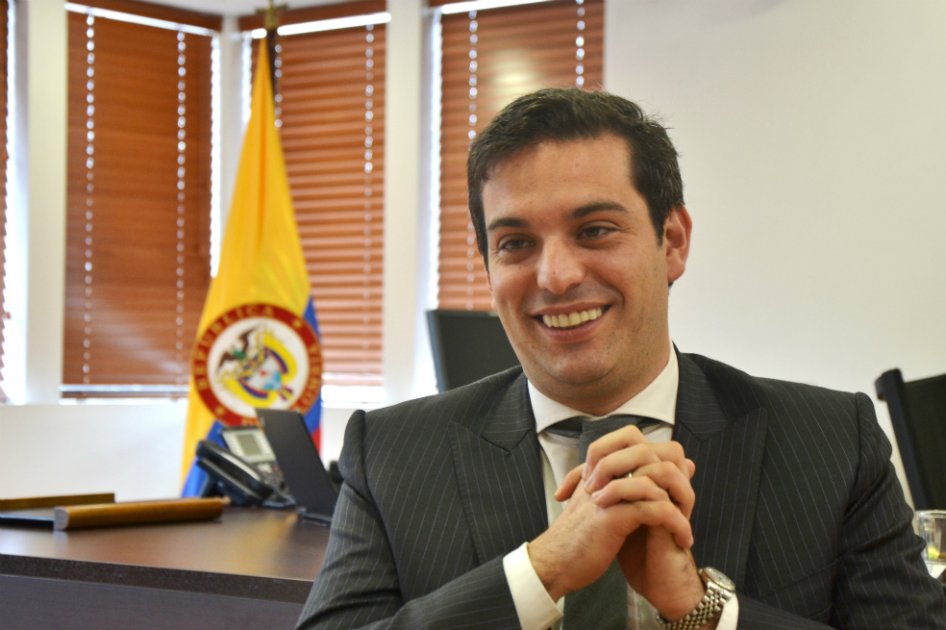 Anuncian inversiones por $1,5 billones para la frontera con Venezuela