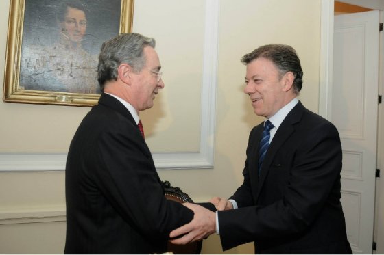Santos envió nuevo ‘mensaje de paz’ a los expresidentes