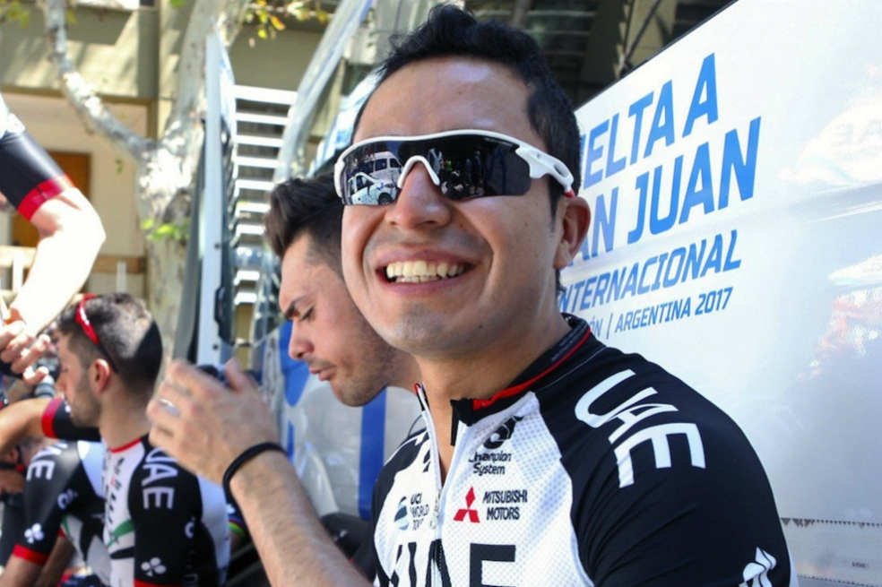 Darwin Atapuma, pedaleando contra el dolor