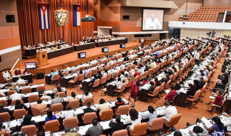 Alejandro Gil, la apuesta joven de Cuba para revivir su golpeada economía