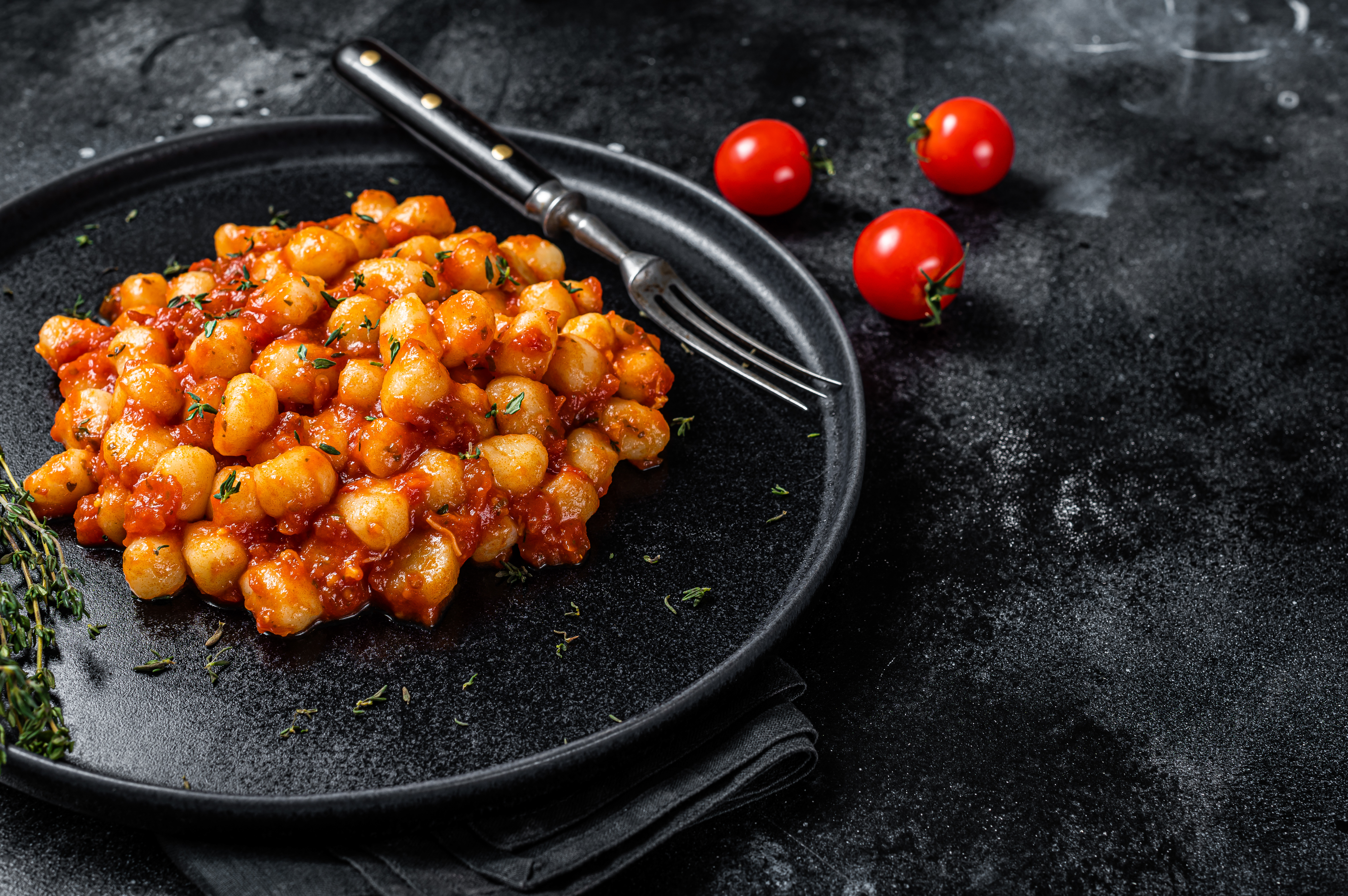 Aquí está la receta y los ingredientes para hacer ñoquis en salsa cremosa
