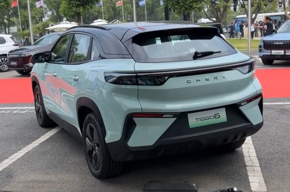 Chery EQ7.