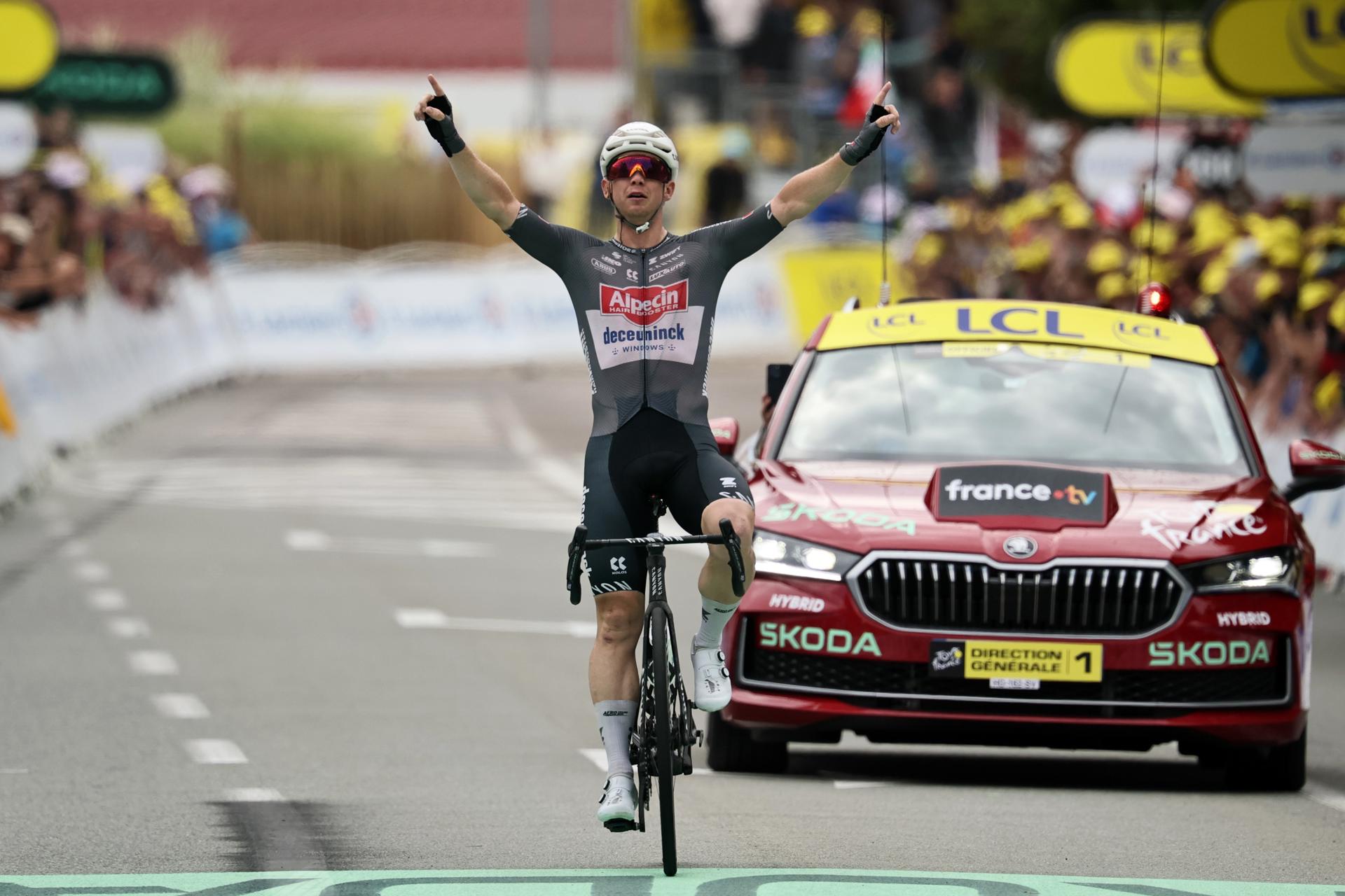 Kaden Groves ganó en solitario la etapa 20 y Pogacar aseguró el maillot amarillo