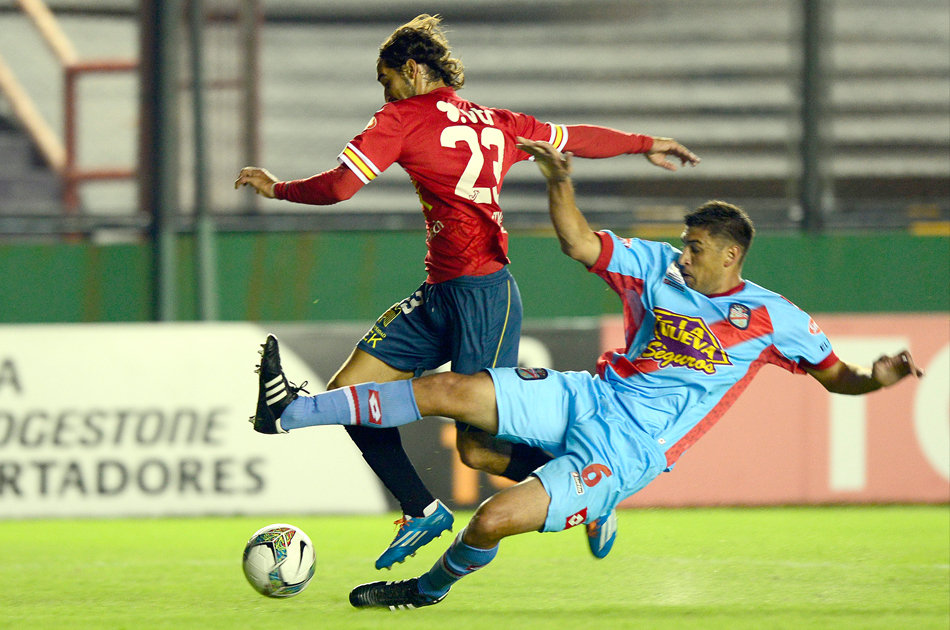 Arsenal y Unión Española empataron en los octavos de la Libertadores