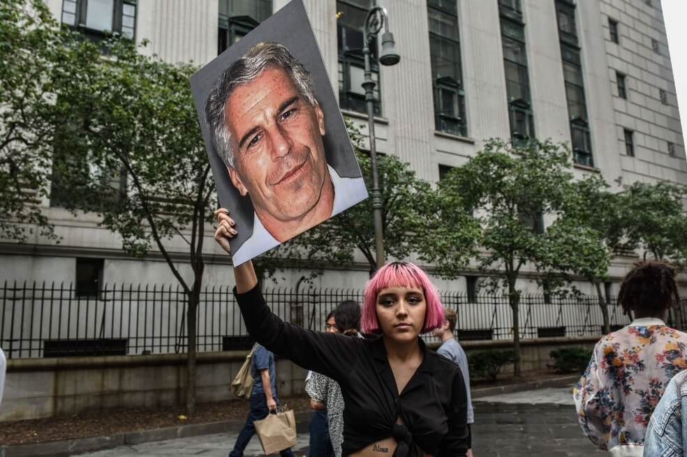 Autopsia confirma suicidio por ahorcamiento del magnate Jeffrey Epstein
