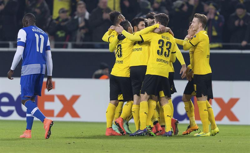 Dortmund venció 2-0 a Porto y se acerca a octavos de la Europa League