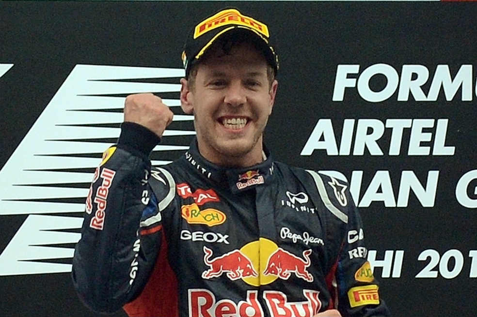 Vettel  le saca ventaja a Alonso