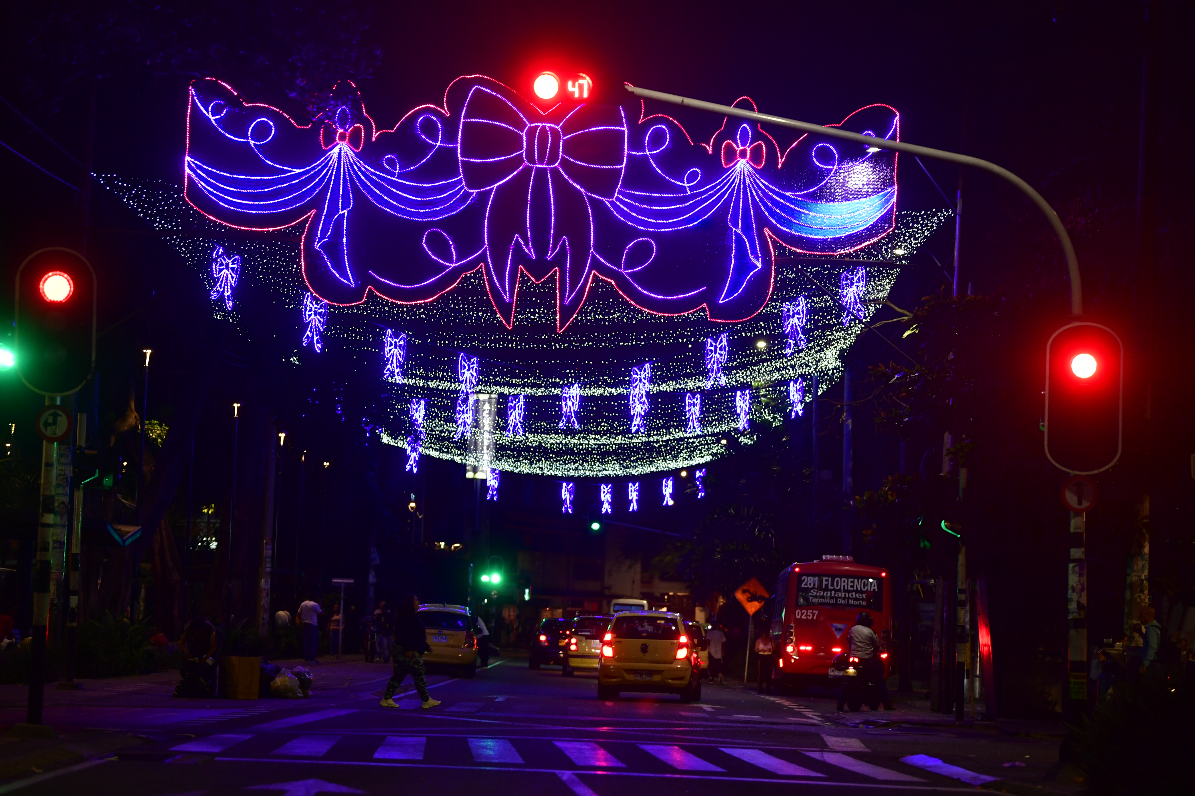Decorado y alumbrado navideño Medellín EPM