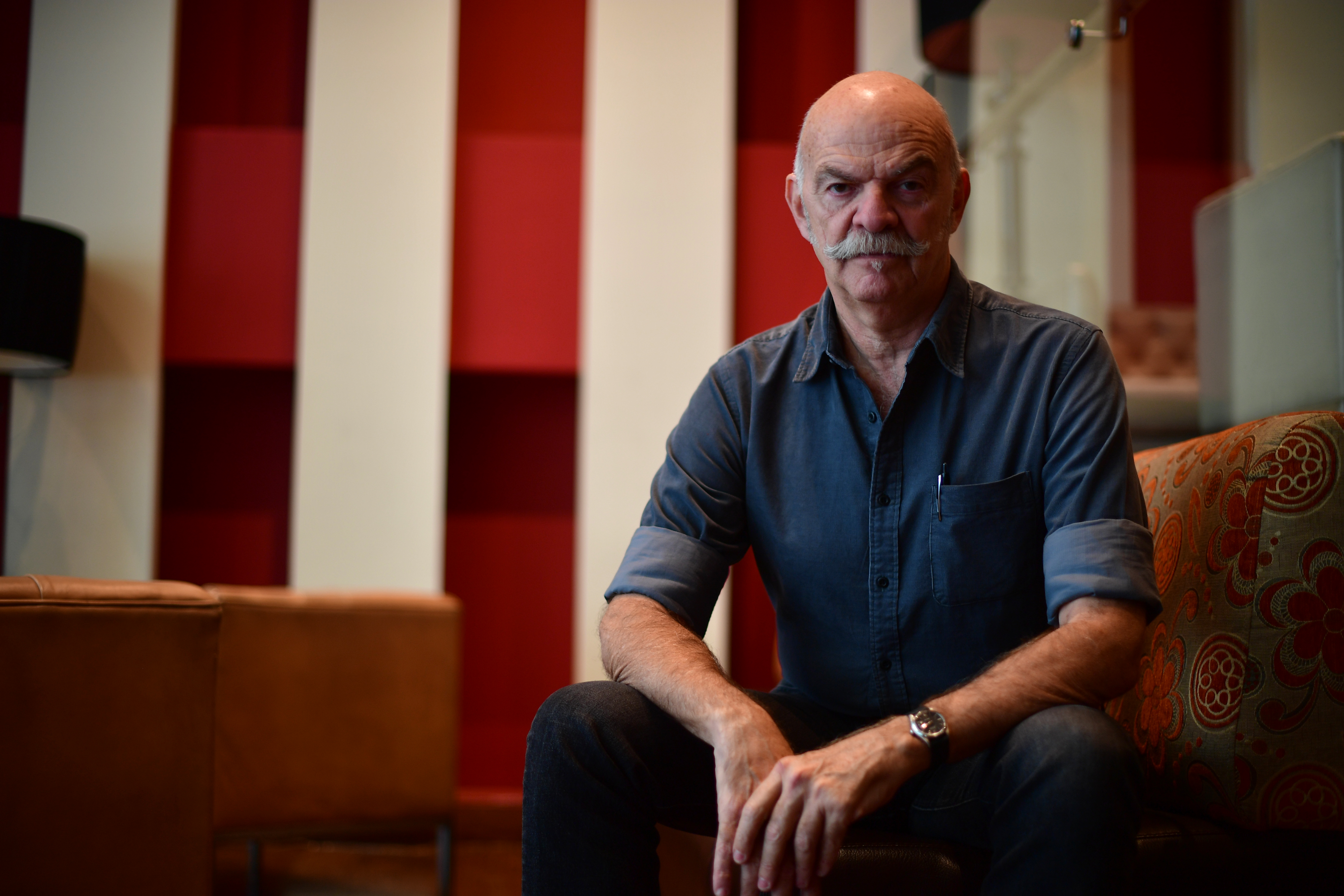 Martín Caparrós, el reto de vivir con ELA y seguir contando el mundo en sus memorias