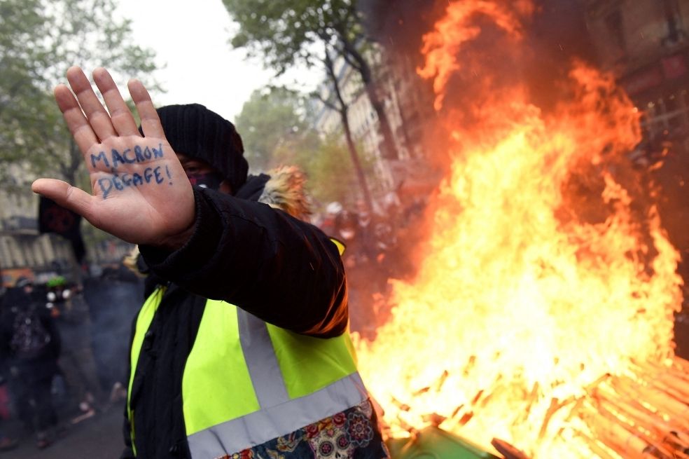 Las tradicionales manifestaciones del Día de los Trabajadores reunieron en diferentes ciudades del país a unas 170.000 personas, según los sindicatos, 106.000 según el Ministerio del Interior.