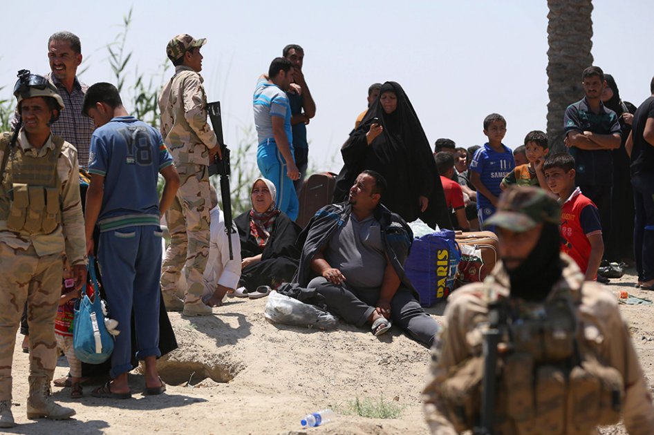 Miles de familias iraquíes huyen de Ramadi tras ser tomada por los yihadistas