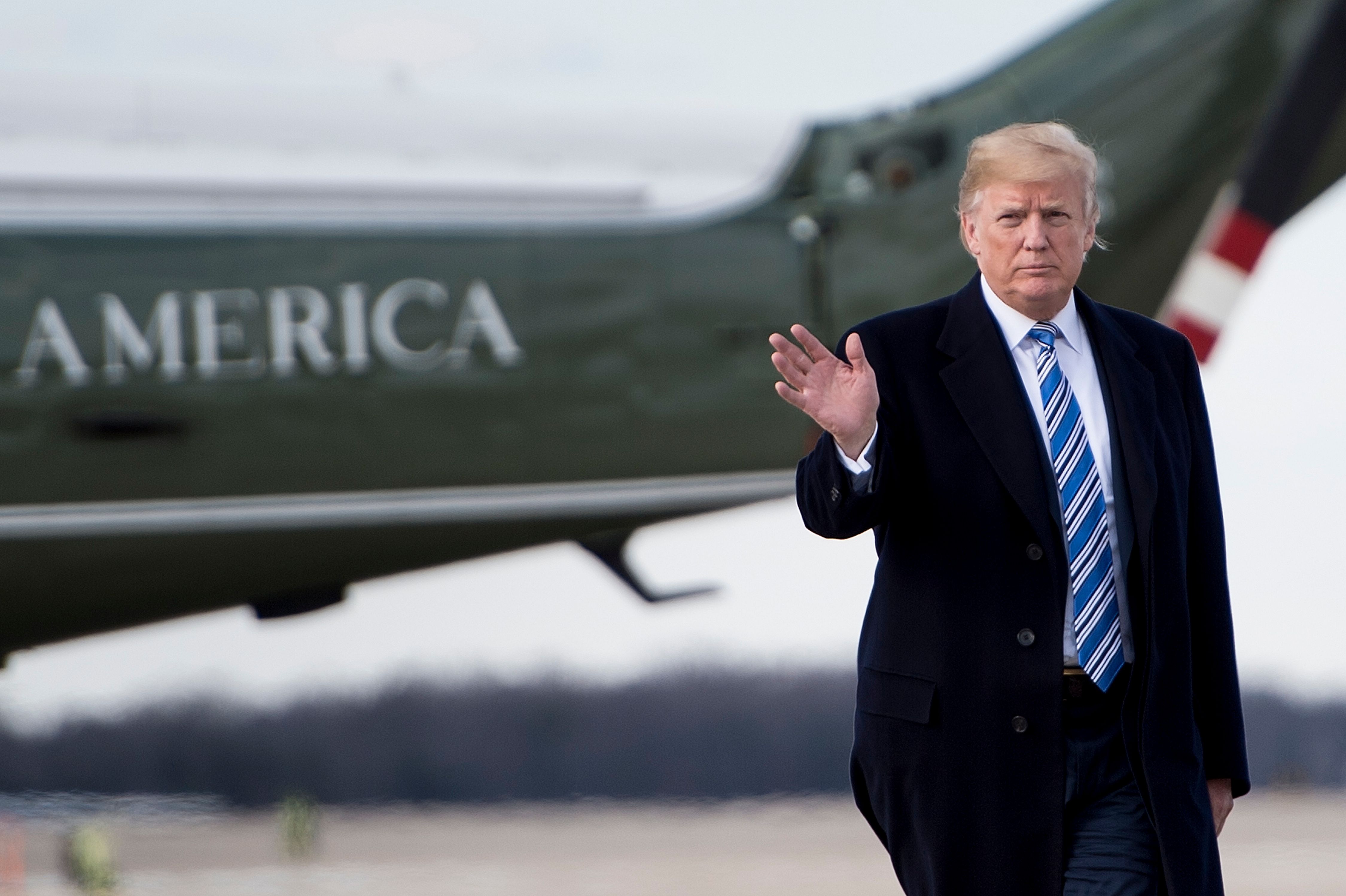 Vuelve y juega: Trump asegura que nunca eliminará el porte de armas en EE. UU