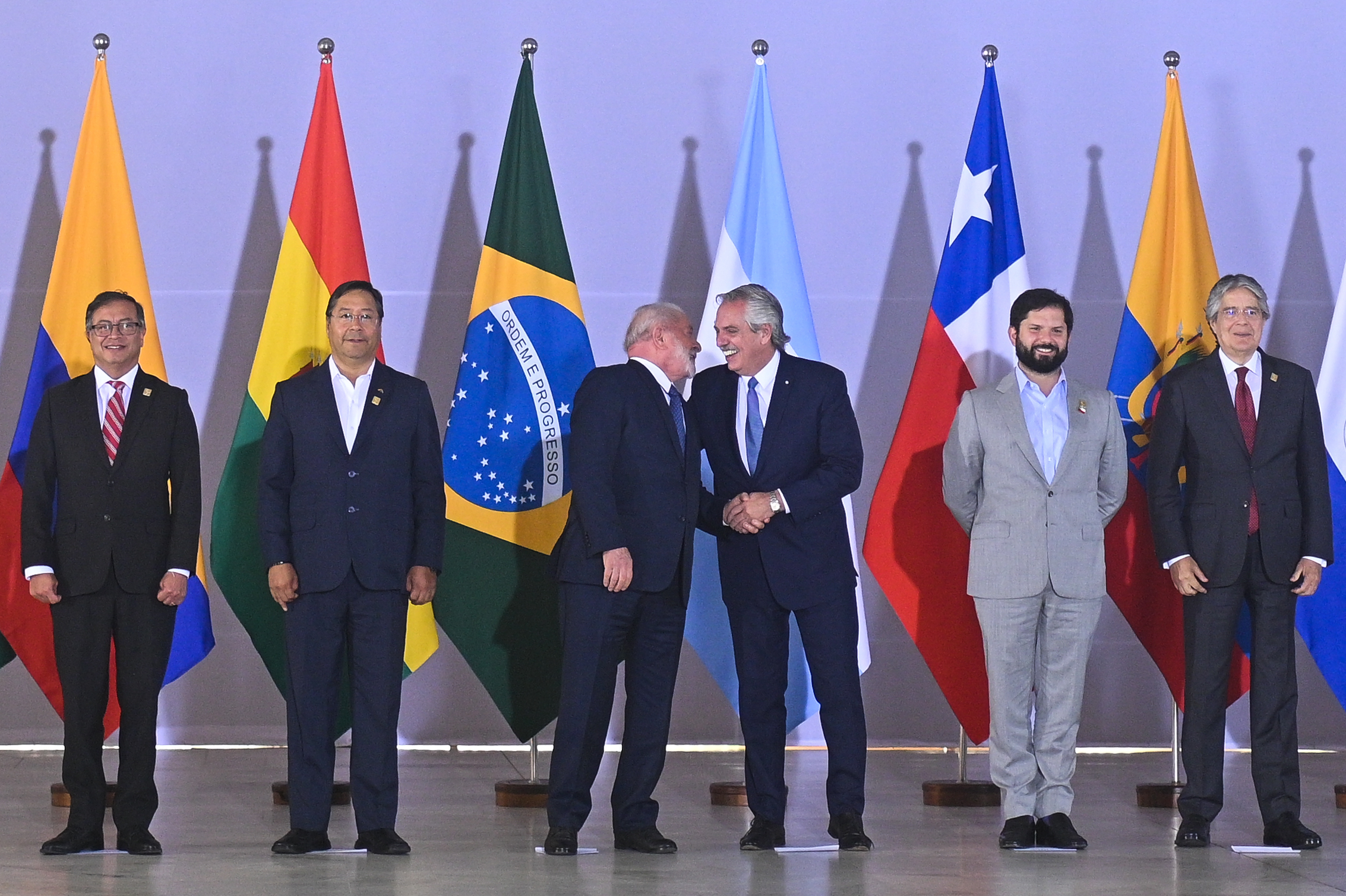 Colombia regresará a la Unasur, anunció Gustavo Petro