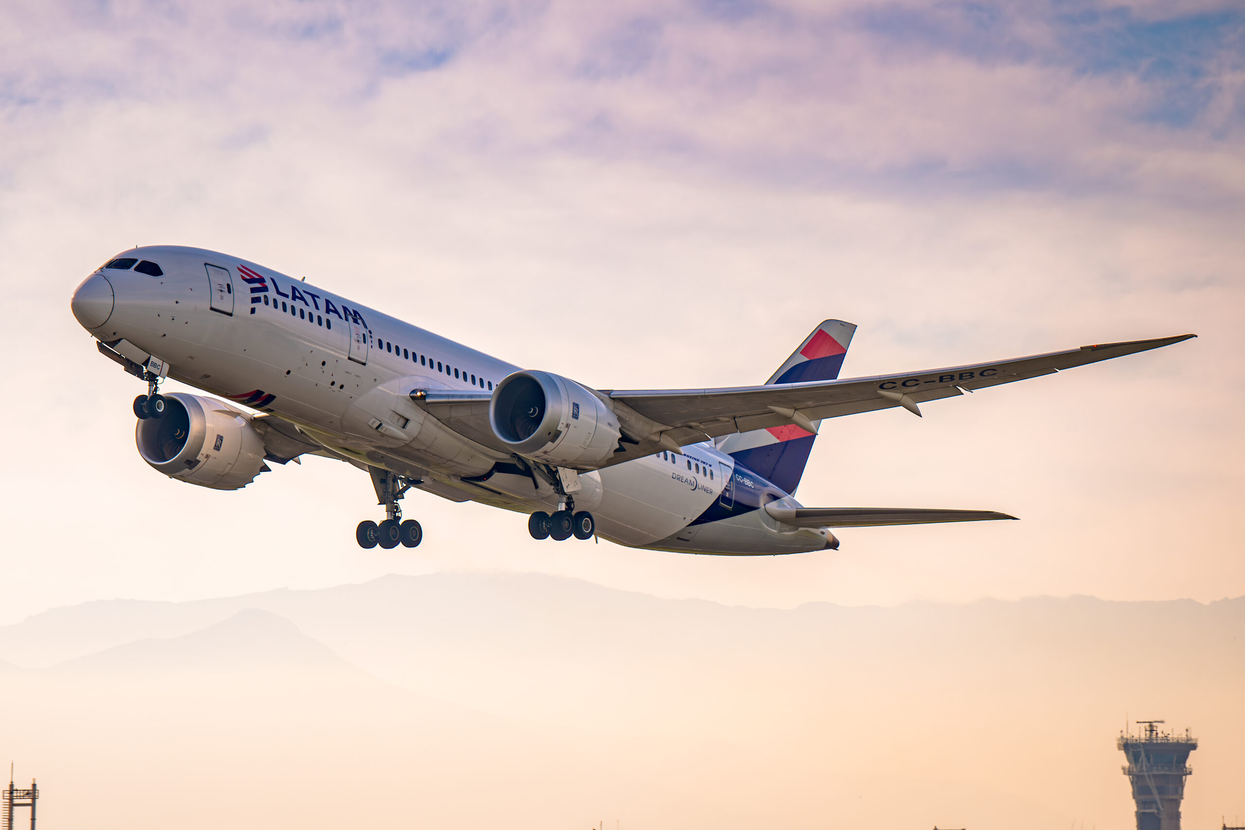 LATAM Airlines Colombia tendrá más de 200 vuelos hacia Cali durante la COP16