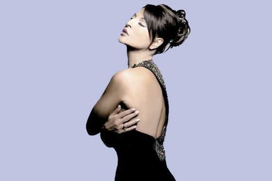 Amparo Grisales cumple 60 años y los celebra compartiendo datos de su belleza