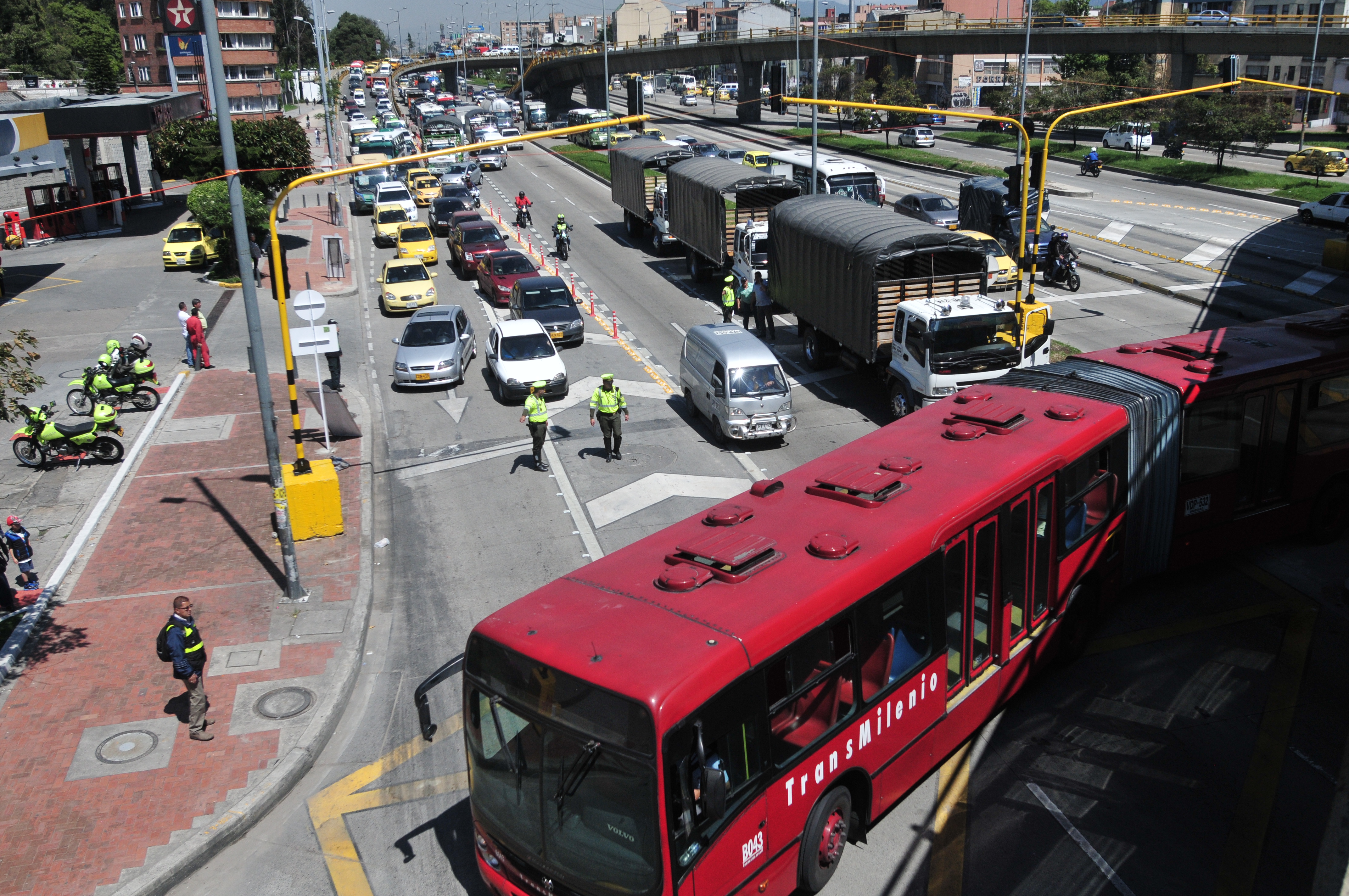 Conductor de Transmilenio fue apuñalado por pasajero en el Portal Norte ¿qué pasó?