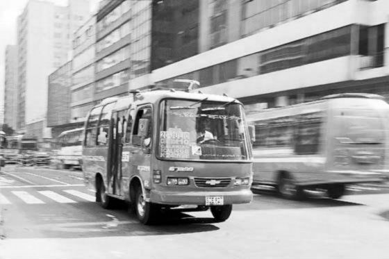 Nuevo caso de asalto masivo a pasajeros de bus en el centro de Bogotá
