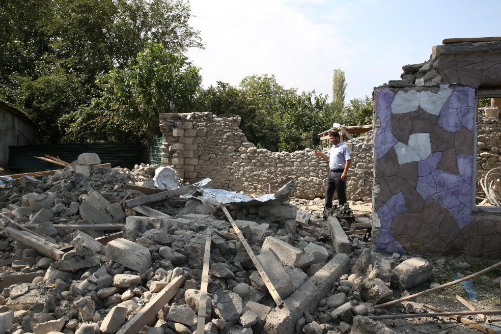 Armenia y Azerbaiyán, decididos a seguir combatiendo