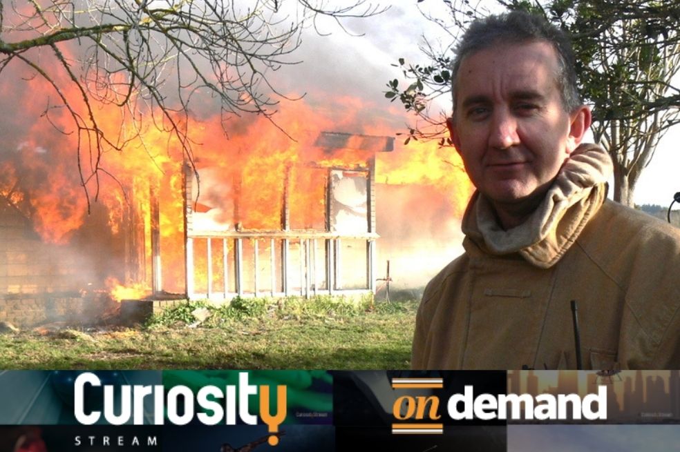 Nigel Latta Blows Stuff Up: la divertida serie científica
