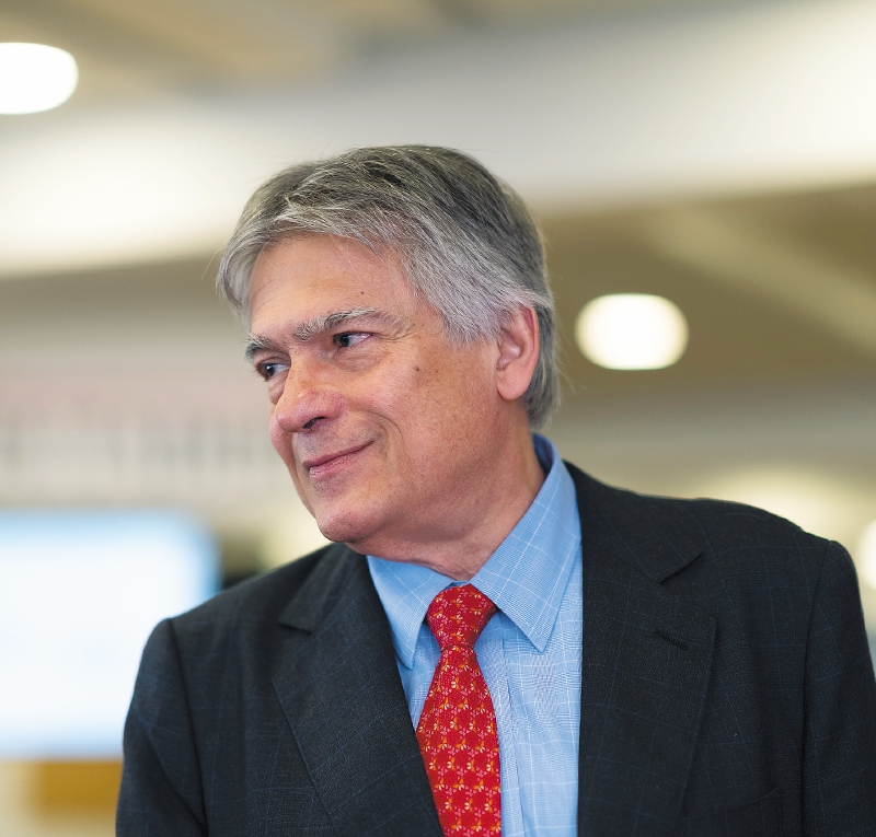 El abogado Ramiro Bejarano Guzmán, columnista de El Espectador, dice que la justicia y los medios de comunicación de Colombia quedaron muy mal parados con las últimas revelaciones respecto a los alcances del entramado de sobornos de Odebrecht en Colombia. Asegura que le extraña mucho el silencio de Néstor Humberto Martínez sobre el tema.