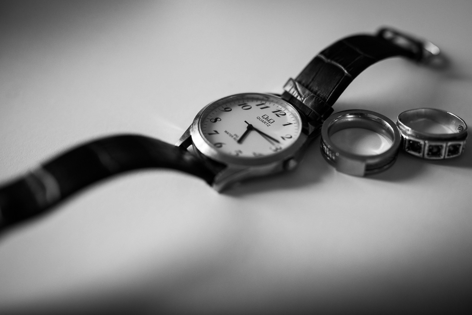 El reloj y los dos anillos guardan gran significado para Jorge, representan su niñez, su paso por las minas de esmeraldasy el recuerdo de su exilio en Barcelona.