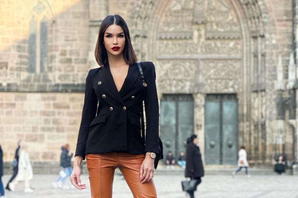 En redes sociales se oficializó la postulación de Sofía Salomón al certamen de Miss Venezuela. Sería la primera mujer trans en participar en el certamen.