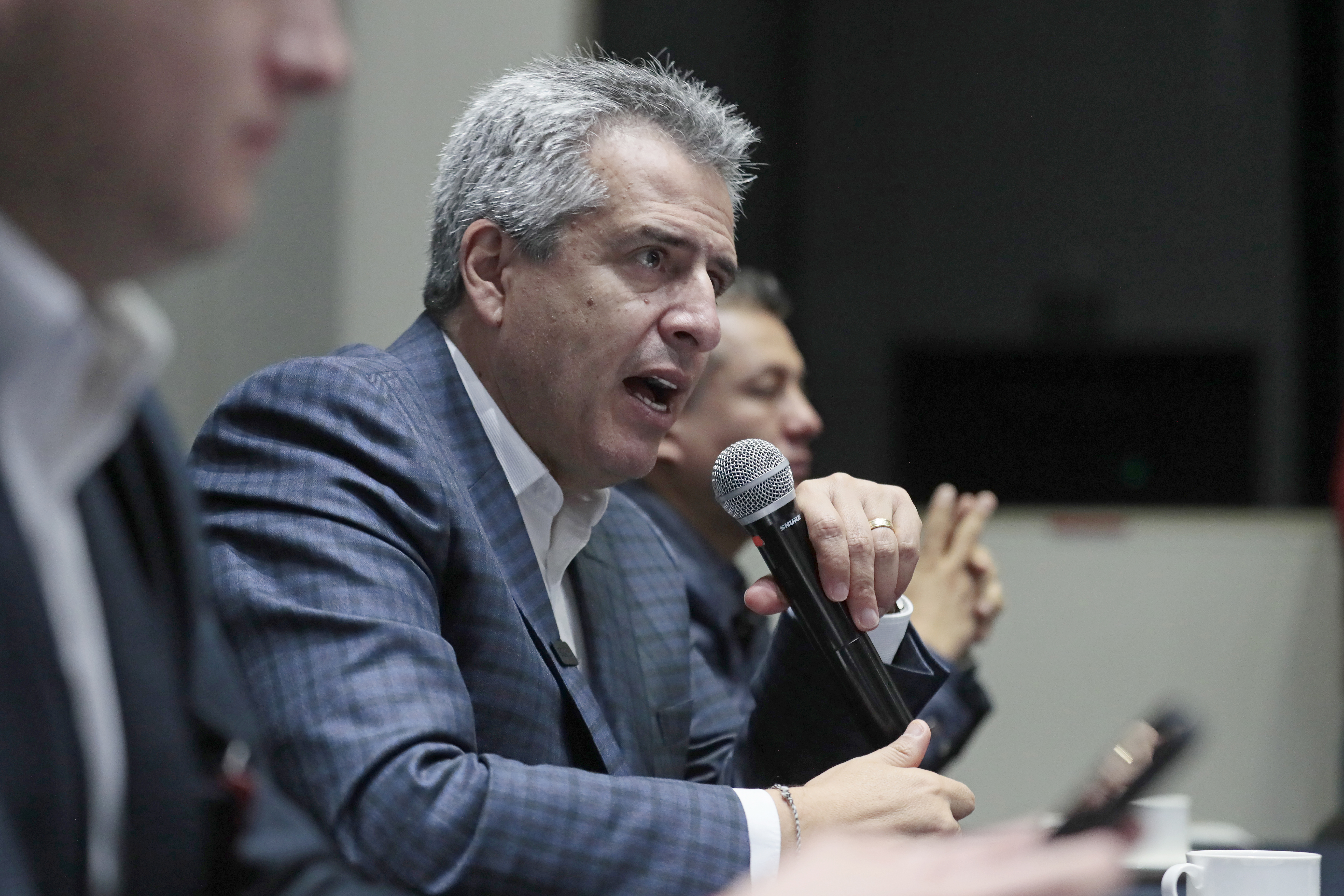 Velasco afirmó que defenderá el progresismo “desde el espacio en el que sea útil”