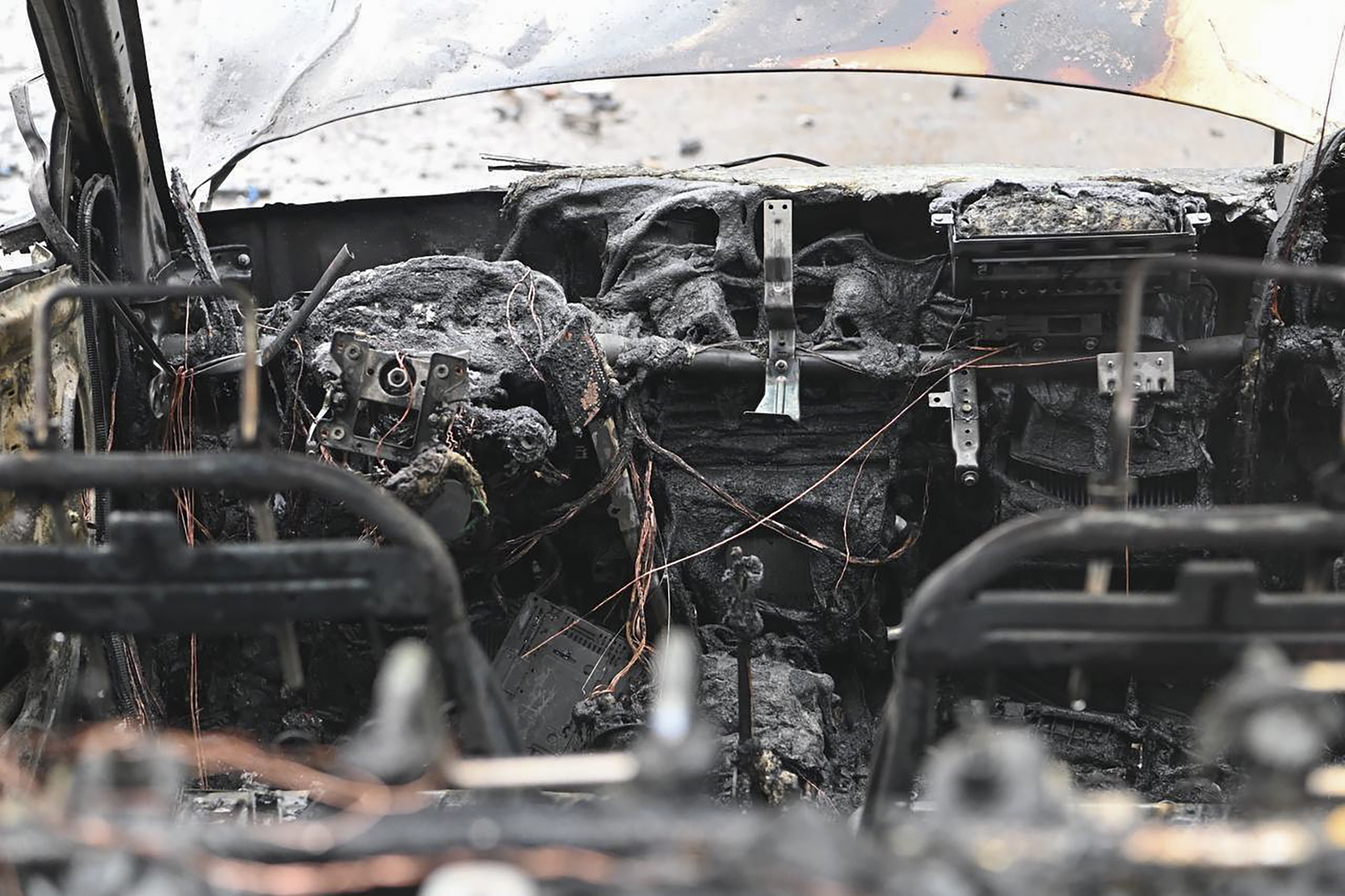 Belgorod (Russian Federation), 16/03/2024.- A handout picture made available by the Mayor of Belgorod City Valentin Demidov via Telegram shows a damaged vehicle following a shelling in downtown Belgorod, Russia, 16 March 2024. According to the local governor, at least three people died as a result of a Ukrainian attack on the regional center. Eight rockets were shot down by the air defense system, he added. (Rusia, Ucrania) EFE/EPA/BELGOROD MAYOR HANDOUT MANDATORY CREDIT HANDOUT EDITORIAL USE ONLY/NO SALES HANDOUT EDITORIAL USE ONLY/NO SALES
