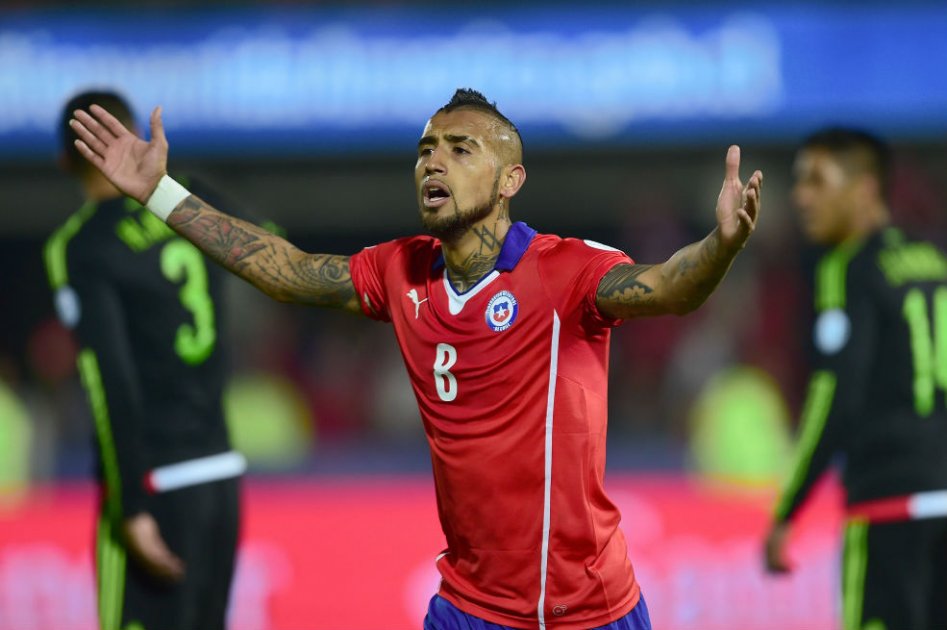 Arturo Vidal sufrió un accidente de tránsito cerca de Santiago de Chile