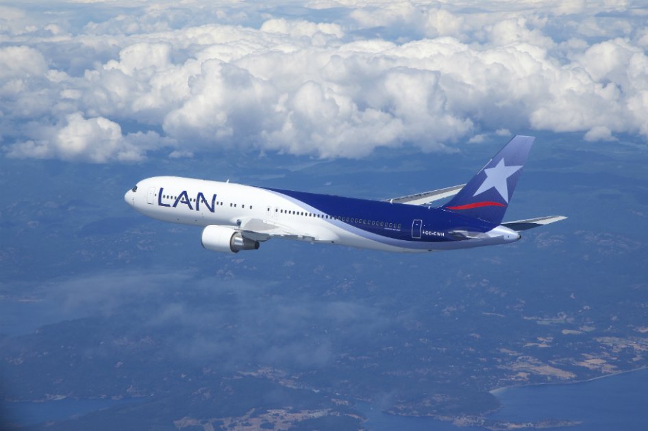 LAN fue la aerolínea más cumplida durante 2014, según Aerocivil